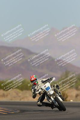 media/Nov-06-2023-Moto Forza (Mon) [[ce023d0744]]/3-Intermediate Group/Session 3 (Turn 5)/